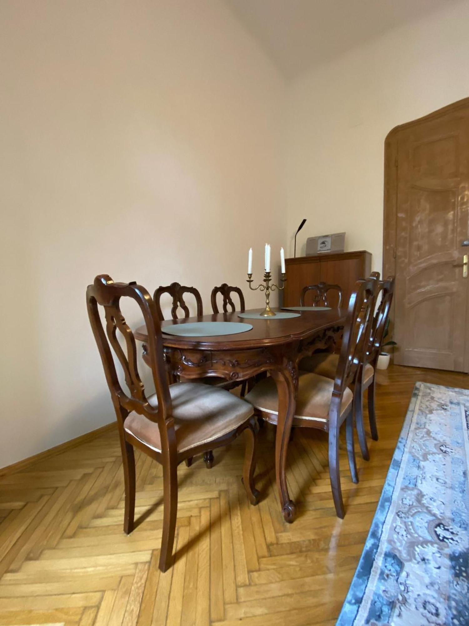 Apartment Historic In Loeffler Palace *